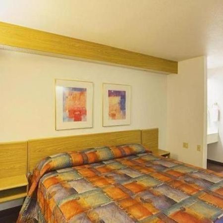 Hotel Markle In I-69 Екстериор снимка