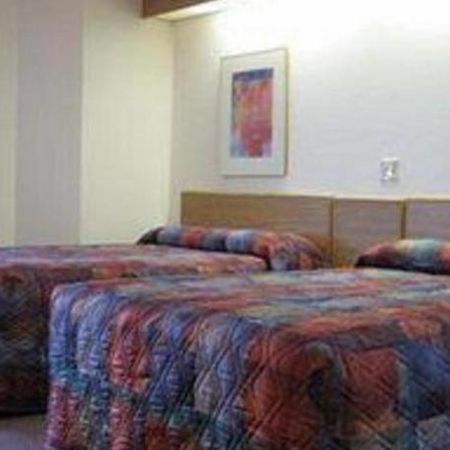 Hotel Markle In I-69 Екстериор снимка