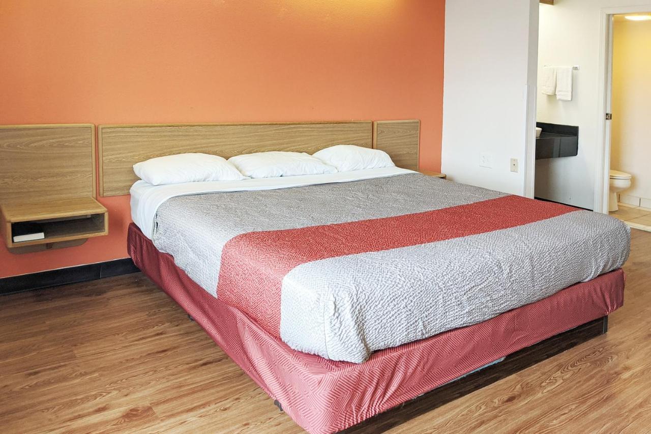 Hotel Markle In I-69 Екстериор снимка